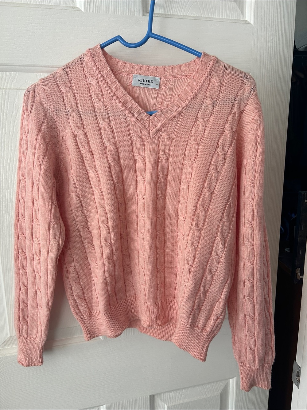 Kiltee Women's Cable V-Neck Sweater in Soft Pink